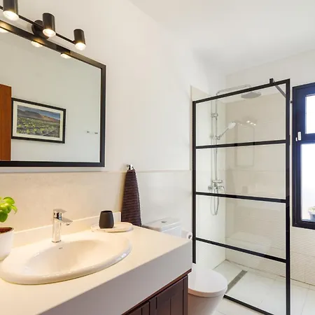 Вилла Arisen By *